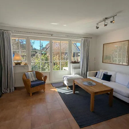 Haus Wikinger בית נופש בורן